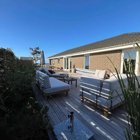 Magnificent Seaside With Stunning Views Dom wakacyjny Hundested