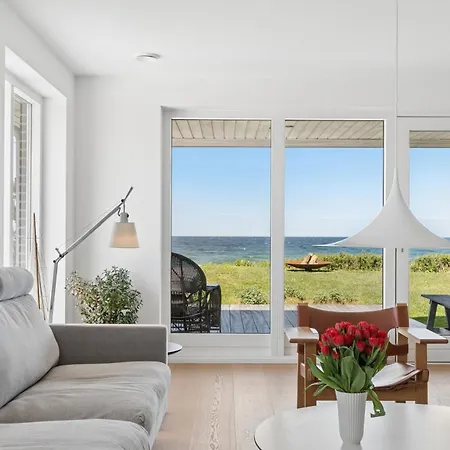 Magnifik Med Utsikt Och Egen Sandstrand Semesterbostad