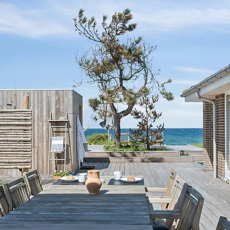 Magnifik Med Utsikt Och Egen Sandstrand Semesterbostad *