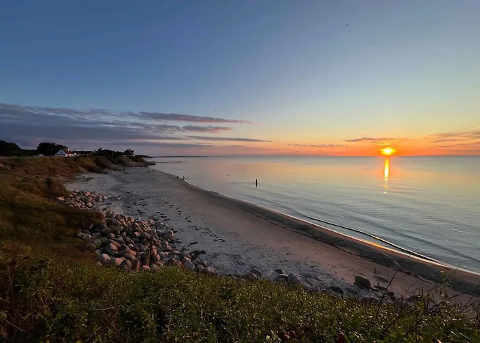 Magnificent Seaside With Stunning Views *